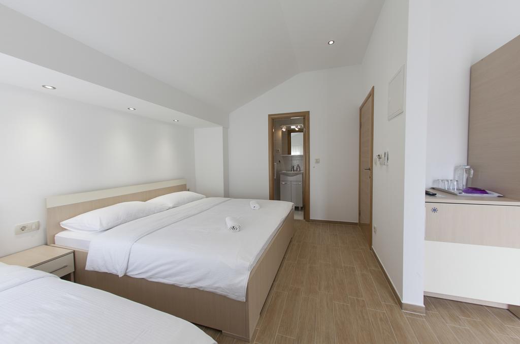 Villa Klara Guest House 바스카보다 외부 사진